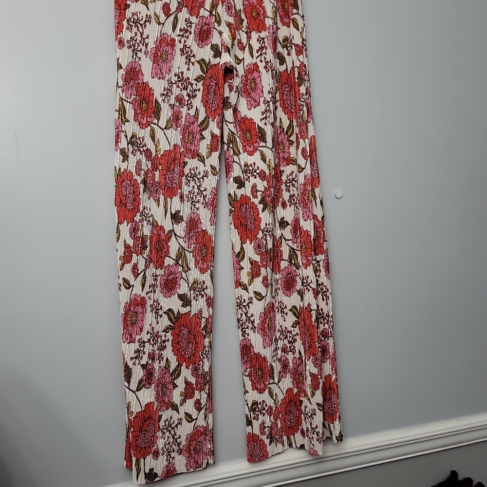 Steve MaddenAddy Floral Print Coordinating Wide Leg Pull-On Plisse Pants - Picture 7 of 9